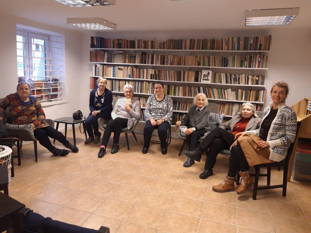 Międzypokoleniowo - w kobiecym gronie